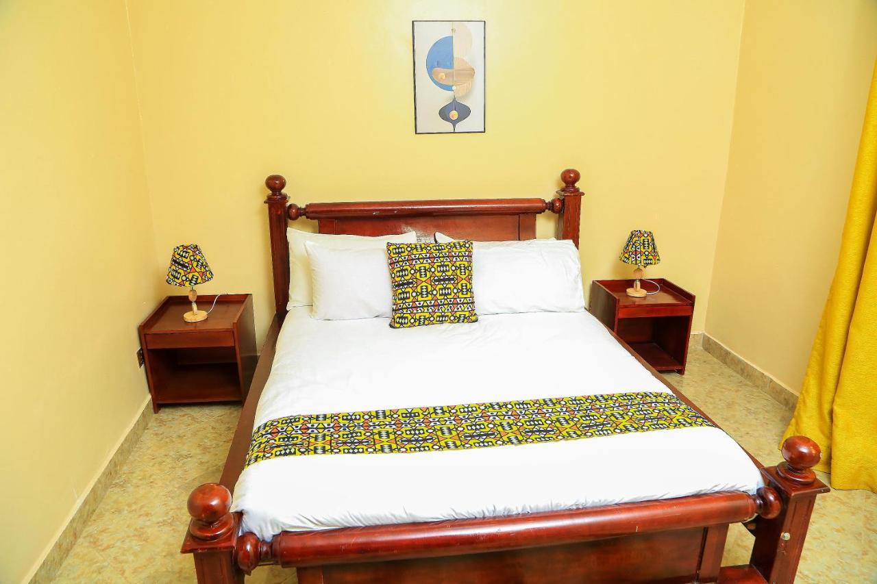 Palm Star Motel Fort Portal Экстерьер фото