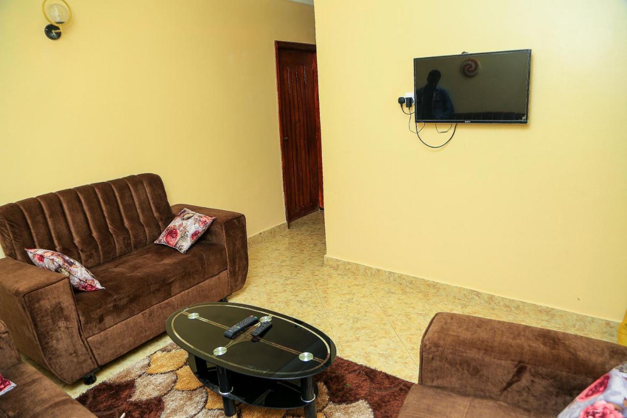 Palm Star Motel Fort Portal Экстерьер фото