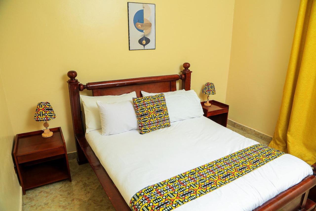 Palm Star Motel Fort Portal Экстерьер фото