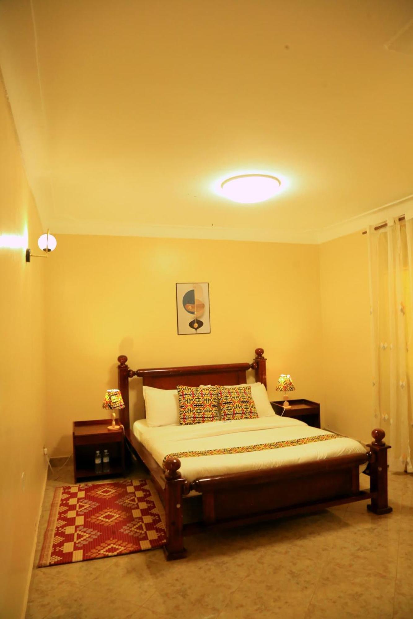 Palm Star Motel Fort Portal Экстерьер фото